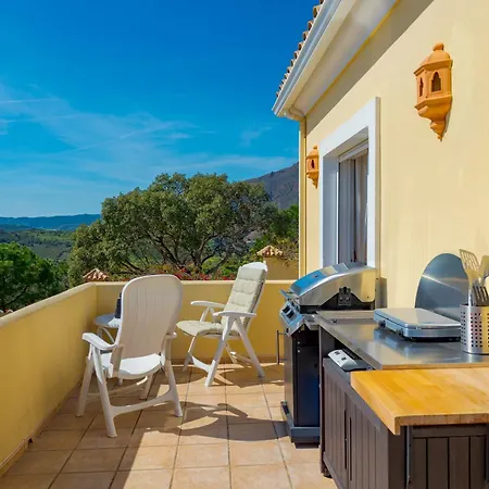 Roca Penthouse Apartment