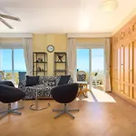 Roca Penthouse Εστεπόνα