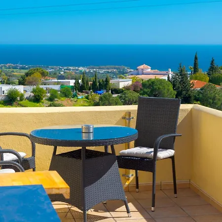 Daire Roca Penthouse Estepona